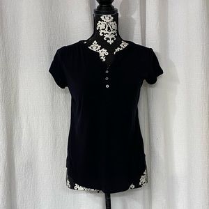 Liz Claiborne black top, M
